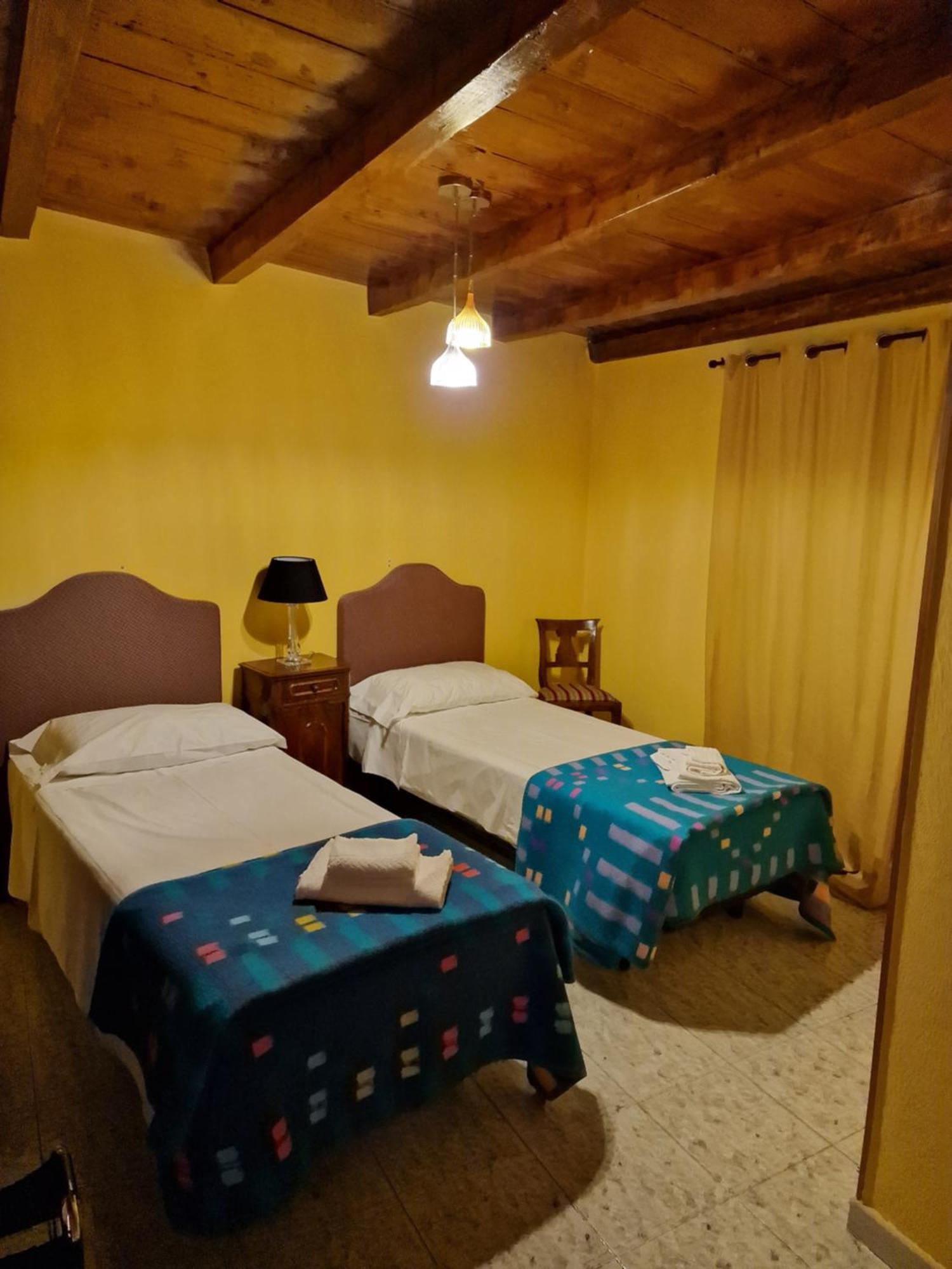 Locanda Al Centrale Caprino Veronese Extérieur photo